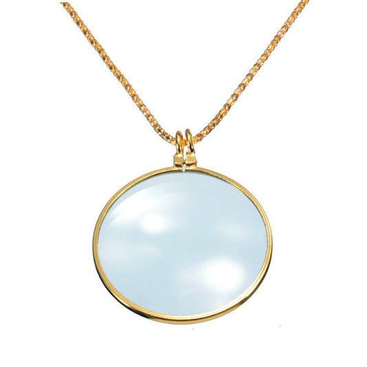Always be prepared and look stylish while doing it with this gold pendant magnifier with chain